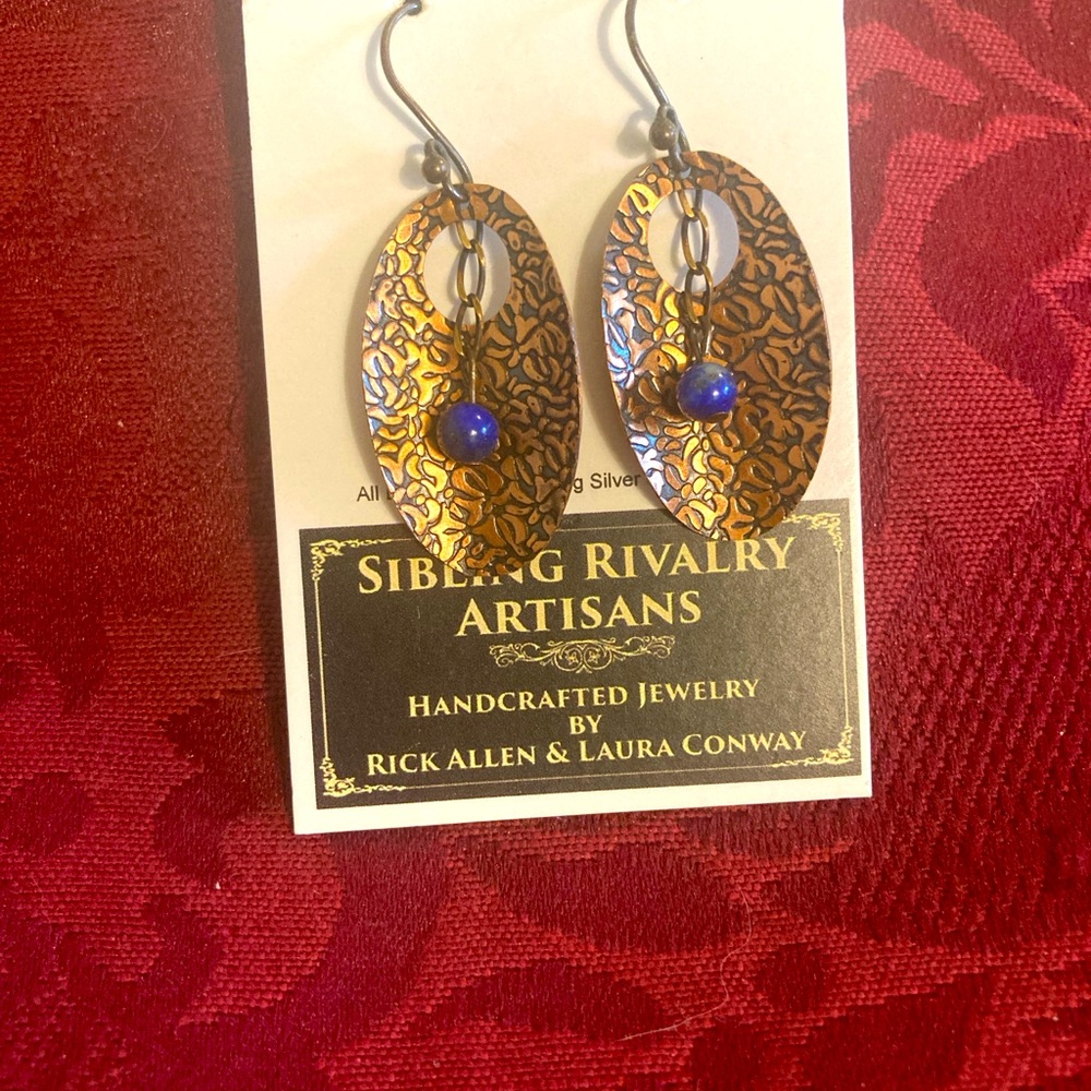 EARRINGS - NEW - Picture 2 of 9